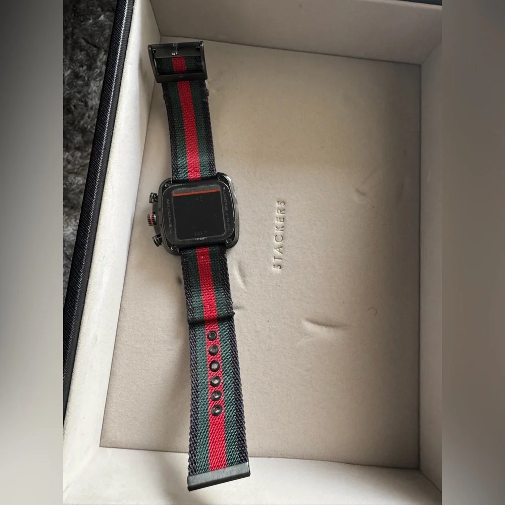 Gucci Mens 42mm Leather Watch YA133206 - Picture 4 of 4